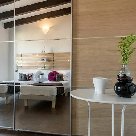 Apartment Hintown La Corte Milanese Milan